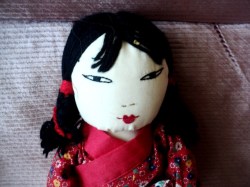 ADA LUM GIRL RED_02